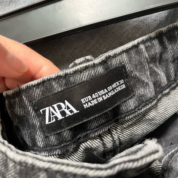 Washed Black Zara Jean Shorts - Picture 3 of 3